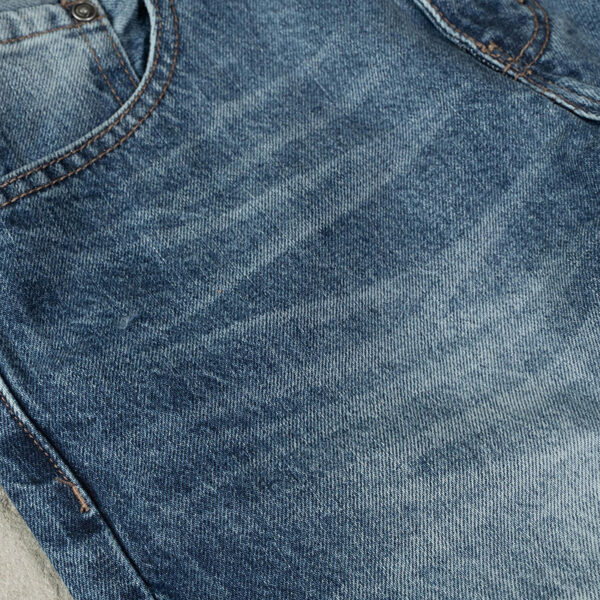 2601805103556 Washed denim jeans production at JiuvelWear